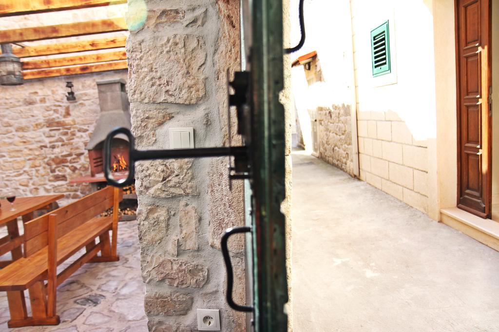 Apartmani Strada Kaštela エクステリア 写真
